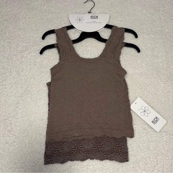 Aura Women Brown 2-pack Texture Seamless Tank Tops - Picture 1 of 8
